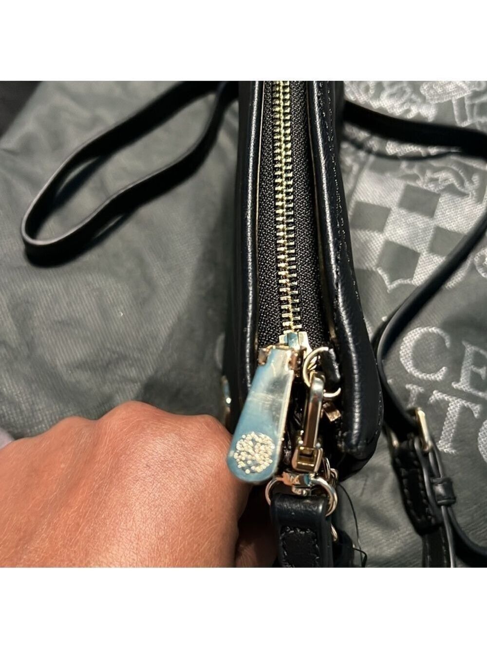 Vince Camuto Crossbody Purse NWOT - Picture 8 of 8